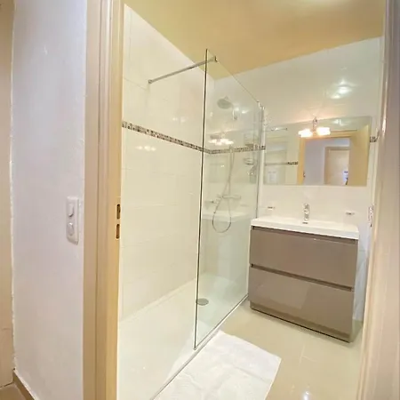 Center Bay - T1, Les Pieds Dans L'Eau, Parking Appartement Antibes